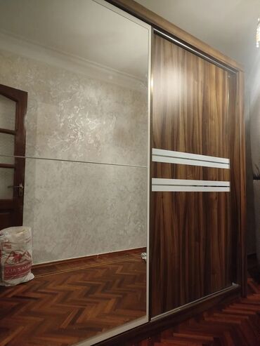 шкаф италия: Qarderob, paltar dolabı