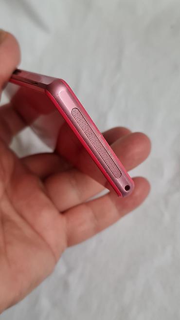 Sony: Sony Xperia (kompaktni model) – ružičasta boja - Zadnja kamera 20,7 — 9