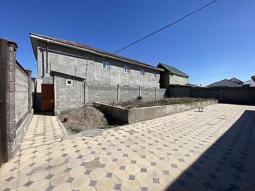 Продажа коттеджей и домов: Дом 2 ком с Участком Участок 4 сот В доме имеется все условия в — 4