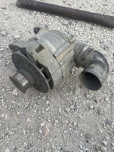 Другие автозапчасти: Продаю запчасти на бмв е34 Головка 2 куб без ванус Гидрики в хорошем — 6