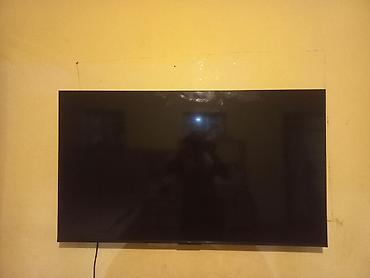 led ekran: TCL 55P755 55" Smart TV - Model: 55P755 (şəkildə qutudakı etiket) - — 1