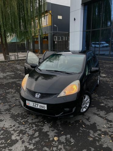 Honda: Honda Fit: 2008 г., 1.5 л, Вариатор, Бензин, Хэтчбэк