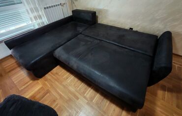 Ugaone garniture: Tamno braon ugaona garnitura od štofa. Dimenzije: širina 280/212 cm na lalafo.rs — 7 Ugaone garniture: Tamno braon ugaona garnitura od štofa. Dimenzije: širina 280/212 cm — 7