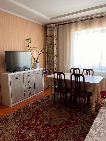 Продажа домов: Полдома, 80 м², 5 комнат, Собственник — 5