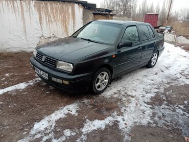 фолсфаген т4: Volkswagen Vento: 1993 г., 1.9 л, Механика, Дизель, Седан