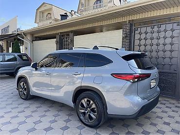 Toyota: Toyota Highlander: 2022 г., 2.5 л, Автомат, Гибрид, Кроссовер — 4