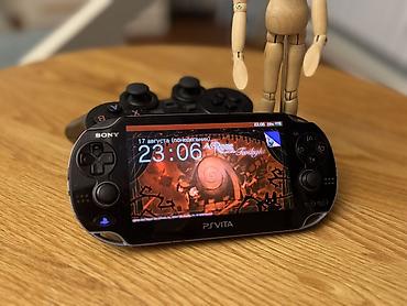 PS Vita (Sony PlayStation Vita): Ps vita ⛔️Минусы Есть только царапины ✅Плюсы 1.хорошо держит at lalafo.kg — 1 PS Vita (Sony PlayStation Vita): Ps vita ⛔️Минусы Есть только царапины ✅Плюсы 1.хорошо держит — 1