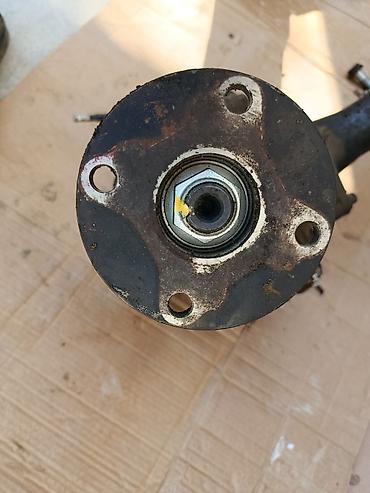 Детали коробки передач: Ön Qabaq most Toyota Hillux 2012 model — 2