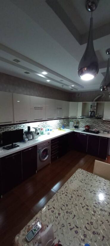 Yeni tikili: 3 otaqlı, Yeni tikili, 120 kv. m — 3