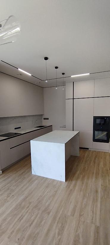 Кухонные гарнитуры: Модульные кухонные гарнитуры в современном и неоклассическом стиле — 13