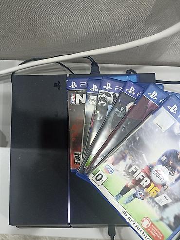 ps4 game: Sony PlayStation 4 (PS4) с набором дисков 1ТБ Комплектация: - Консоль — 3