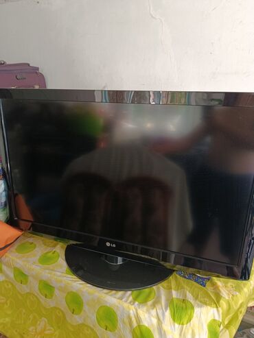 кронштейн для телевизора цена: Телевизор б/у LG, размер 105 см. Полностью рабочий исправный, в