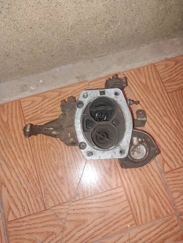 Katalizatorlar, səsboğucular: Karbirator vaz 2105 — 10