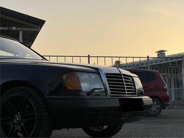 Mercedes-Benz: Mercedes-Benz W124: 1988 г., 2.3 л, Механика, Бензин, Седан — 6