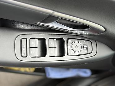 byd e1: Hyundai Sonata: 2019 г., 2 л, Автомат, Гибрид, Седан — 8