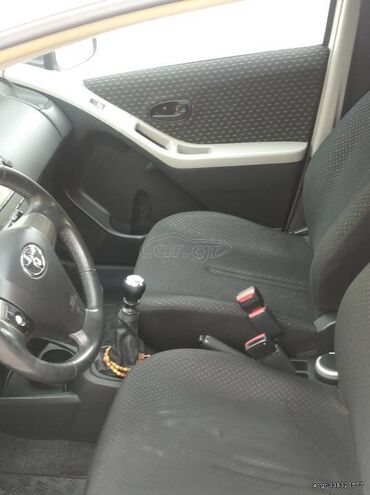 Toyota: Toyota Yaris: 1.3 l. | 2011 έ. Χάτσμπακ — 8
