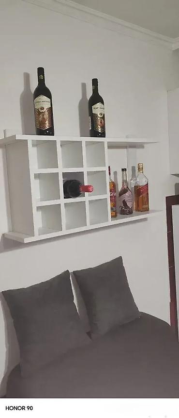 forma ideale fiokar: Polica za Vino 🍷 🔹 Elegantna i funkcionalna polica za vašu vinsku — 4