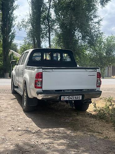 уаз пр: Toyota Hilux: 2014 г., 2.7 л, Механика, Бензин, Пикап — 4