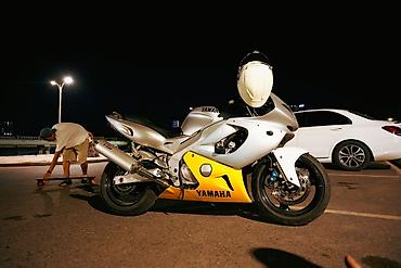 Спортбайк Yamaha, 600 куб. см, Бензин, Взрослый, Б/у at lalafo.kg Спортбайк Yamaha, 600 куб. см, Бензин, Взрослый, Б/у