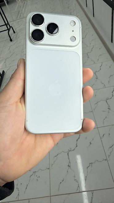 IPhone 17 Pro, Б/у, 256 ГБ, Белый, Коробка, 97 %