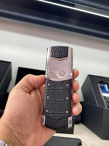 butun telefonlar: Kredit Tek Sexsiyyet Vesiqesi Ile Birkartnan 3-6 Aya Odenis. !!! — 9