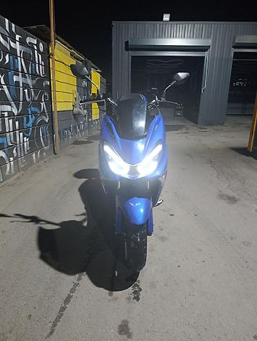 Скутеры: Макси-скутер 150 куб. см, Бензин, Б/у — 8