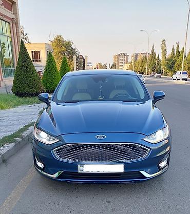 fusion: Ford Fusion: 1.5 l | 2019 il 180000 km Sedan — 1