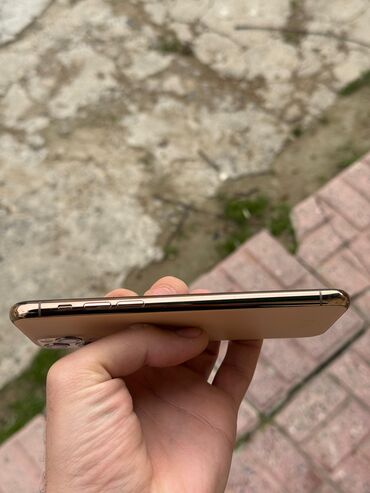 Apple iPhone: IPhone 11 Pro, 256 GB, Qızılı, Face ID — 8