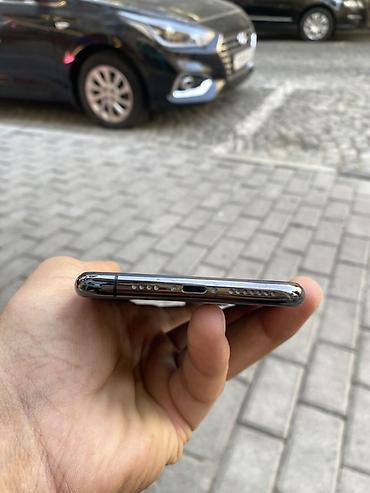 kreditgo space: IPhone 11 Pro, Space Gray, Face ID — 4