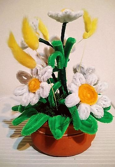 Ostali kućni dekor: Ručne dekorativne aranžmane od plišanih žičica (pipe cleaners) u — 8