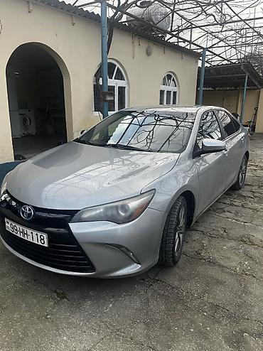 Toyota: Toyota Camry: 2.5 l | 2016 il Sedan — 15