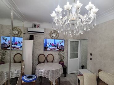 icareye cay evi: Künc divan, Yeni, Açılan, Bazalı