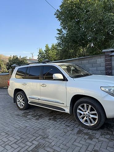 авто в аренду с последующим выкупом в бишкеке: Toyota Land Cruiser: 2014 г., Газ, Внедорожник — 4