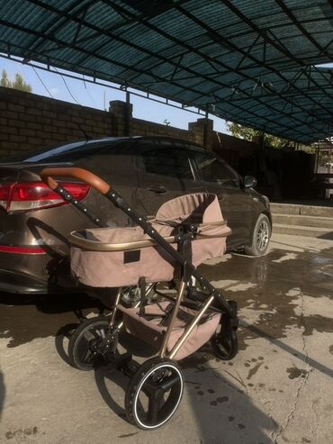 прогулочная коляска peg perego: Коляска, цвет - Коричневый, Б/у