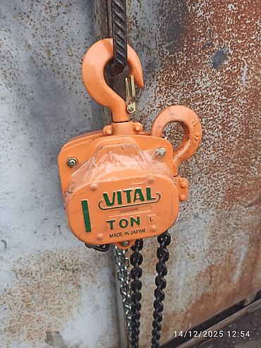 Alətlər: Məhsul: VITAL zəncirli əl talı (chain block) — 1 ton Xüsusiyyətlər: - — 1