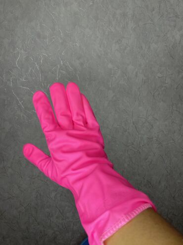 резиновые перчатки: РЕЗИНОВЫЕ ПЕРЧАТКИ 
РАЗМЕР L
