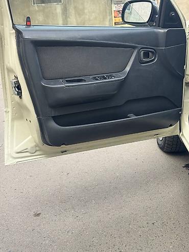 sea lion byd: Daewoo Nexia: 2011 г., 1.5 л, Механика, Бензин, Седан — 4