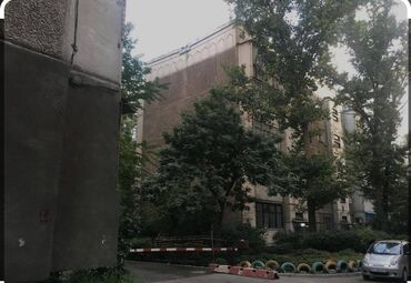сдается кварти: 3 комнаты, Собственник, С мебелью частично