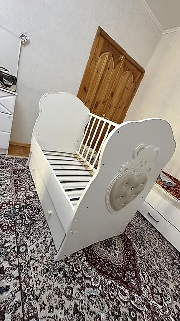bed sheets: Детская односпальная кровать, Б/у, Для мальчика, Для девочки, С матрасом, С бортиком, МДФ, Самовывоз, Платная доставка — 2