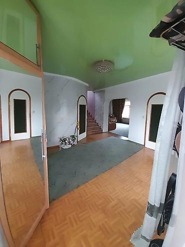 Продажа коттеджей и домов: Продам два дома на одном участке. Общая площадь участка 14.58 сотки — 6