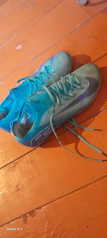 nike phantom: 2.3 defe qeyinilib vezyeti yaxsidi - Rəng: firuzəyi/mavi tonlar — 2