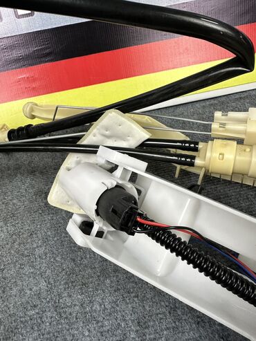 Бензонасосы: Бензонасос BMW 1999 г., Б/у, Оригинал, Германия — 9