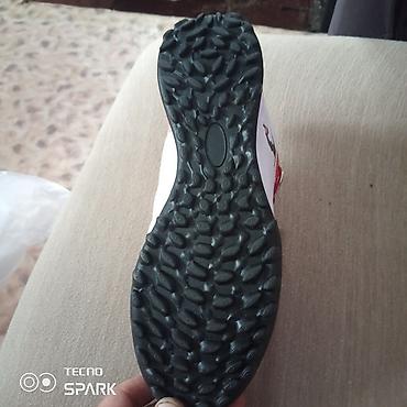 Мырзалардын бут кийими: Продаю футбольные сороконожки, очень хорошего качества, красивые — 2