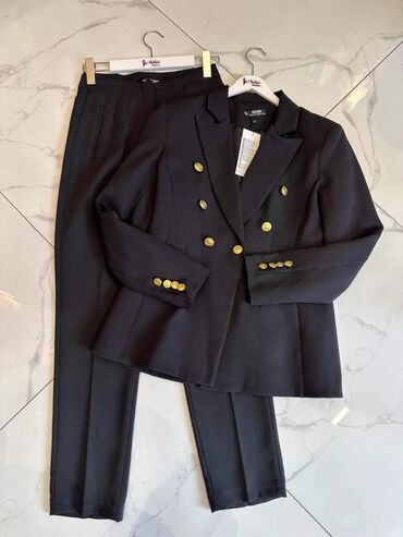 Kompleti: New Colection Richmond Odela 36/38/40/42/44/46 Cena 4800 Din — 9