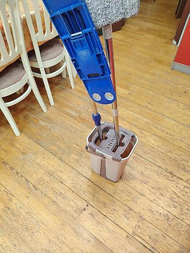 ütu masası: Yastı mop və iki bölməli vedrə dəsti - Dəst: yastı mikrofiber mop + — 1