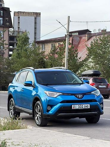 Toyota: Toyota RAV4: 2017 г., 2.5 л, Автомат, Бензин, Кроссовер at lalafo.kg — 2 Toyota: Toyota RAV4: 2017 г., 2.5 л, Автомат, Бензин, Кроссовер — 2