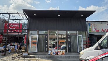 Магазины: Продаю Магазин В бизнес-центре, 138 м², Свежий ремонт, Отдельный вход, 2 этаж