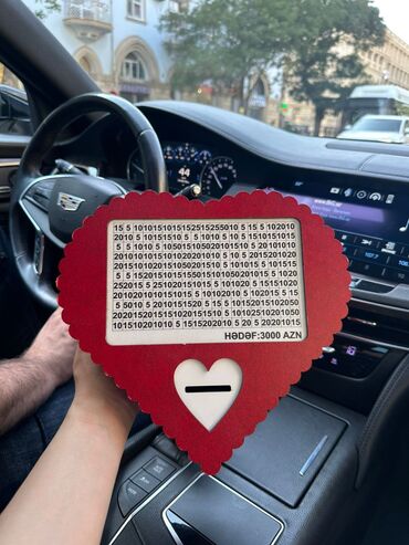 Digər: Hədəf qutusu ürək formasında😊 Hər dəfə pul yığdıqca rəqəmləri