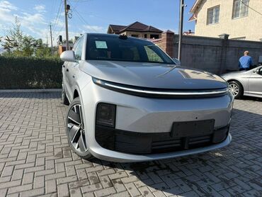 ош ласети: Lixiang L6: 2025 г., 1.5 л, Гибрид, Кроссовер