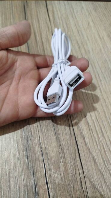 noutbuk 17 3: Şəkilləri çevirib baxa bilərsiniz. Müxtəlif USB və HDMi perexadniklər